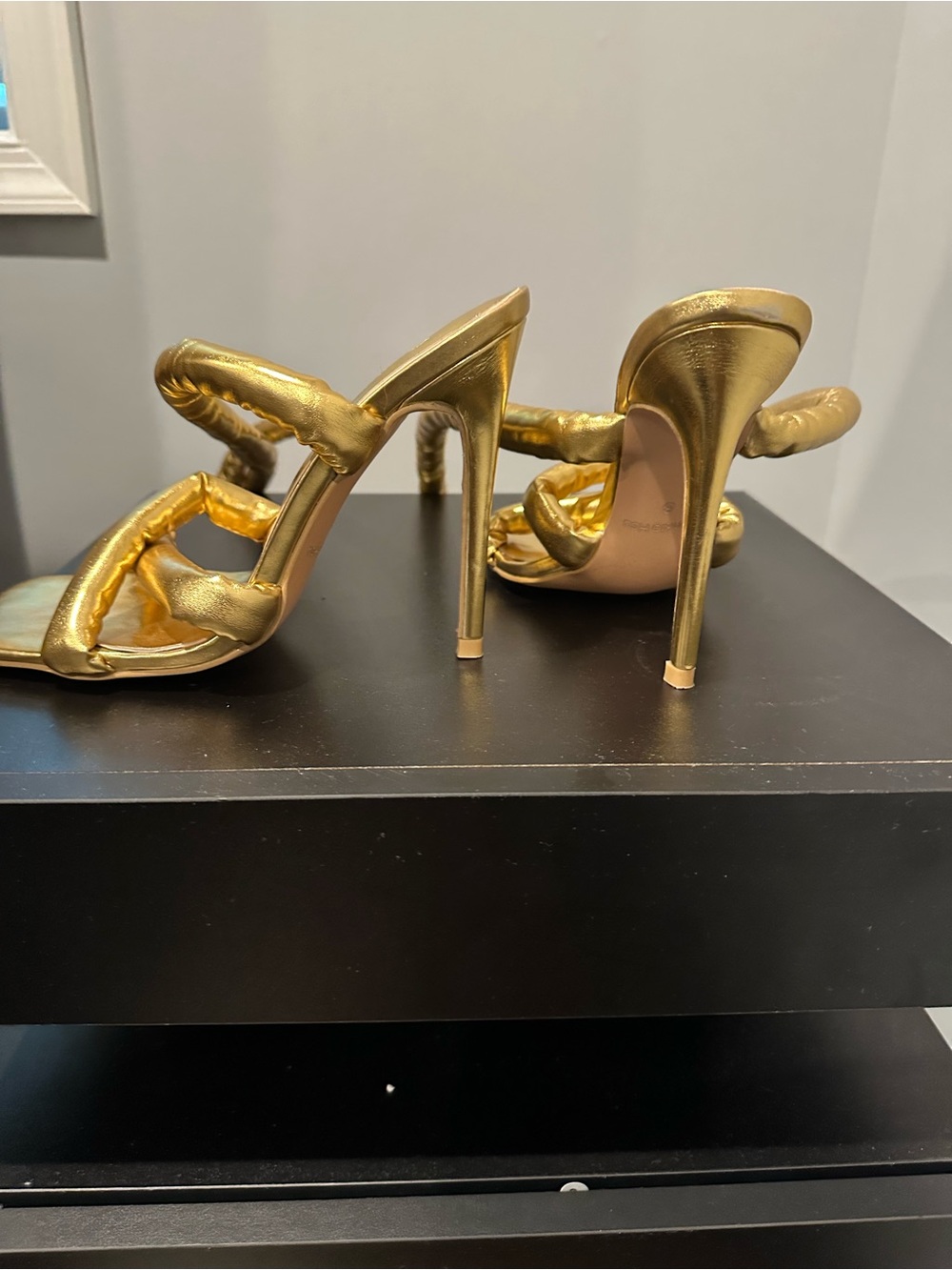 FRANKIE HSU Metallic Gold Padded-Strap Stiletto Sandals - Women
